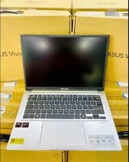 Laptop ASUS Vivobook 14 M1405NAQ-LY010W (Ryzen 5 150 | 16GB | 512GB | AMD Radeon Graphics | 14inch WUXGA | Win 11 | Bạc)
