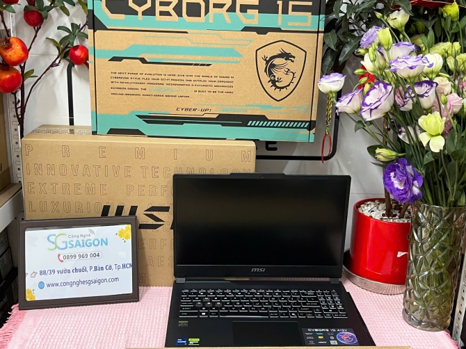 Laptop MSI Cyborg 15 A13VEK-2089VN (Core i7-13620H | 16GB | 512GB | RTX 4050 | 15.6 inch FHD 144Hz | Win11 | Đen)