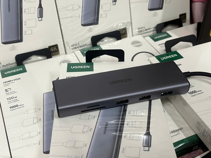 Bộ chuyển đổi USB-C sang USB 3.0+HDMI+VGA+RJ45+SD/TF+3.5mm+PD Ugreen (15601)