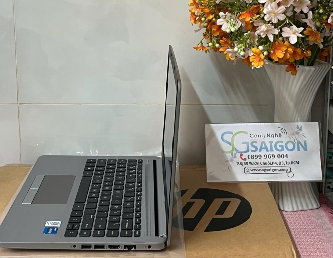 sgsaigon.thietkeweb.ai