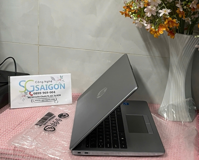 sgsaigon.thietkeweb.ai
