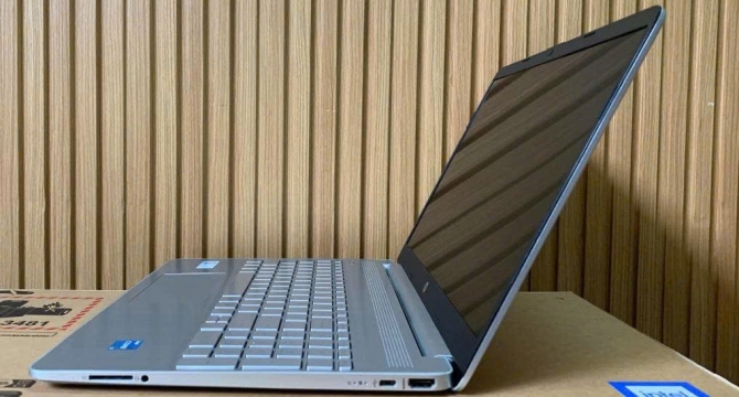 sgsaigon.thietkeweb.ai