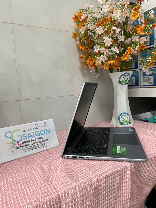 sgsaigon.thietkeweb.ai