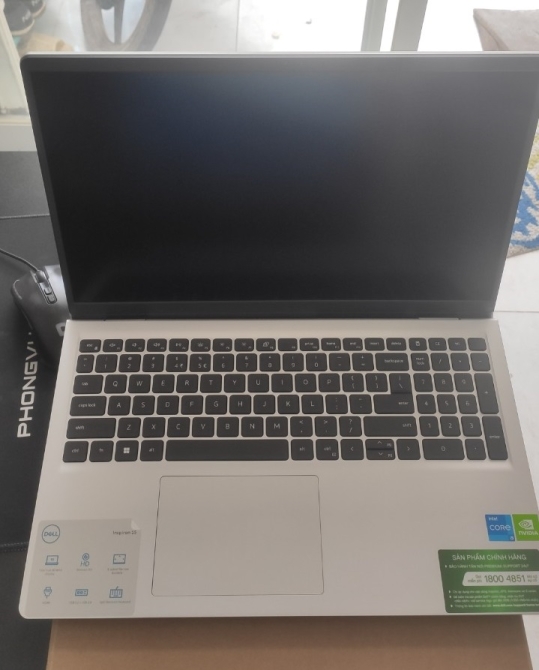 Laptop Dell Inspiron 3530 (Core i7 1355U/ Ram 16GB/ 512GB SSD/15.6 inch Full HD + Cảm Ứng/ Windows 11/ Black) - Nhập Khẩu