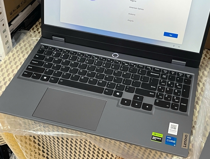 sgsaigon.thietkeweb.ai