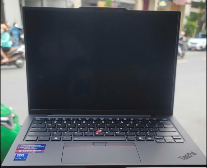 Laptop Lenovo Thinkpad X1 Carbon Gen 13 21NX0038VN (Ultra 5-225H| 32GB| SSD 1TB | Intel Arc 130T |14 WUXGA|Windows 11 Pro/ 3Y/ Đen)