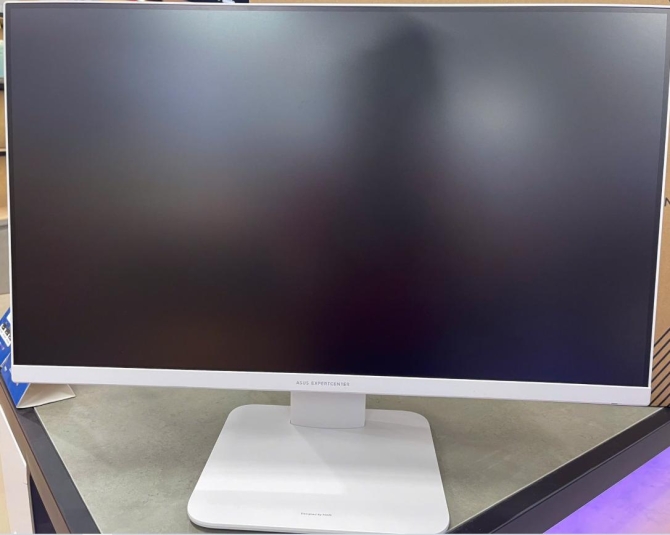 PC Asus AIO P440VAT-WPD007W (Core i5-13420H | 16GB | 512GB | 23.8 inch FHD|Touch | Key + Mouse | Win11 | Trắng | 2Y)