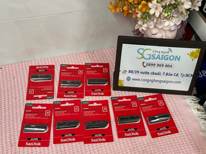 USB SanDisk Z600- 16GB USB 3.0- SDCZ600-016G-G35