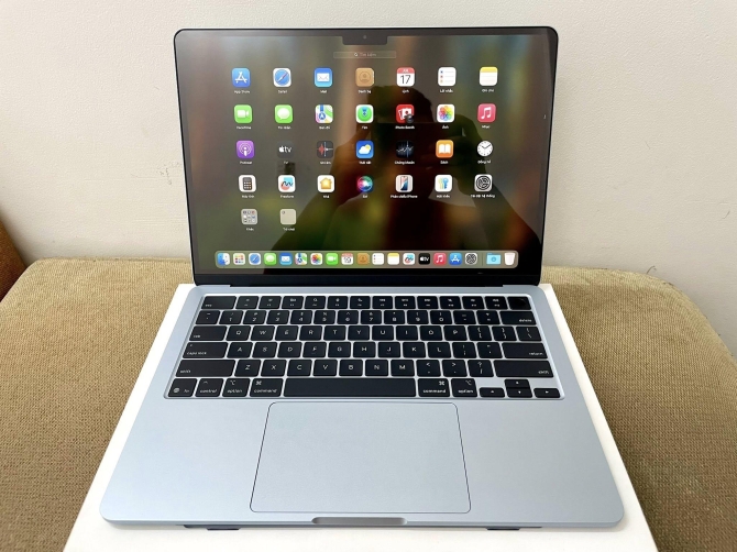Laptop Apple MacBook Air 13 inch M4 10CPU/8GPU/16GB/256GB - MC6T4SA/A